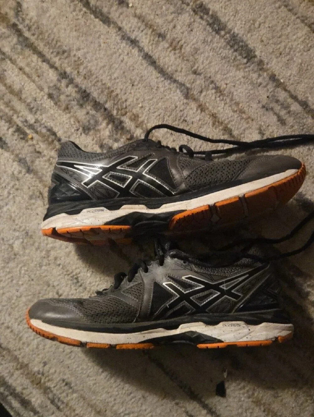 ASICS Men's Gray and Orange GT-2000 Athletic Running Shoes